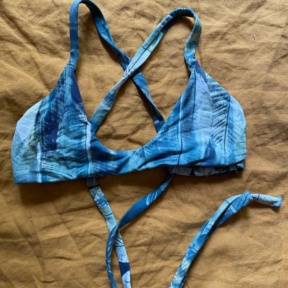Midori Bikini Top